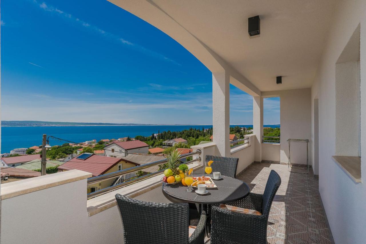 Apartmani Tomeri Starigrad Paklenica Exterior photo